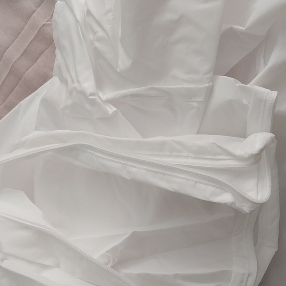 Allerease Maximum Mattress Protector - Picture 2 of 4